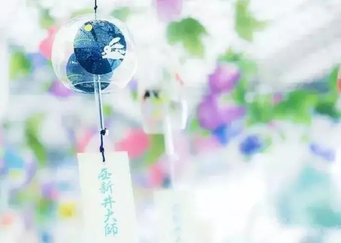惹人怜爱的日式风铃,每次响过都像是说给岁月的一句情诗.
