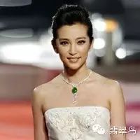 李冰冰5亿翡翠曝光,谁是真正的翡翠女神?