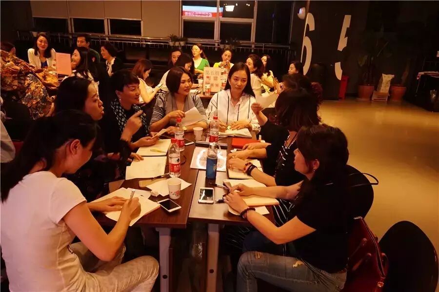 如何安排不同场合的座次