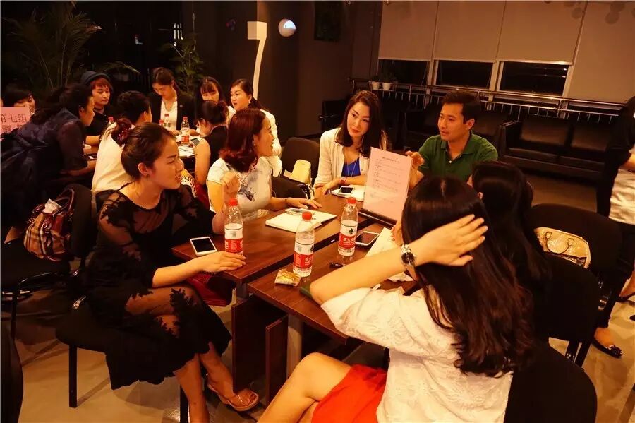 如何安排不同场合的座次