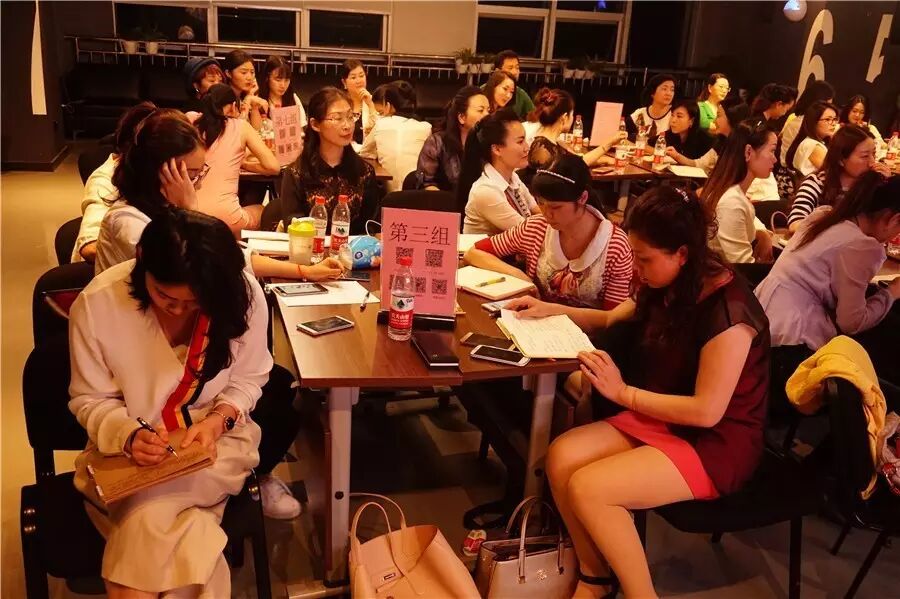 如何安排不同场合的座次