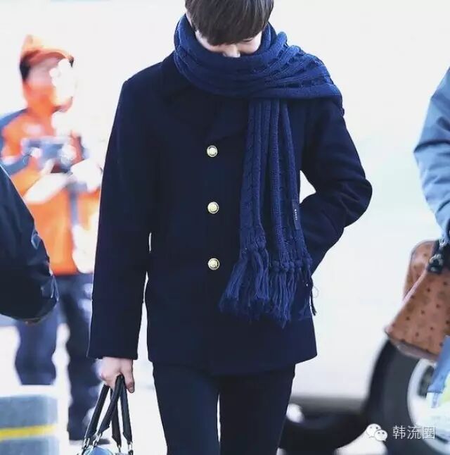 EXO金俊勉机场+见面会fashion照汇总,行走的画报