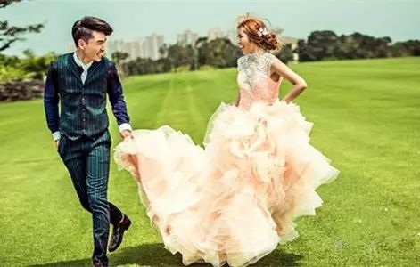 盘点个性婚纱照姿势大全 小伙们赶紧收藏吧---【杰克视觉】