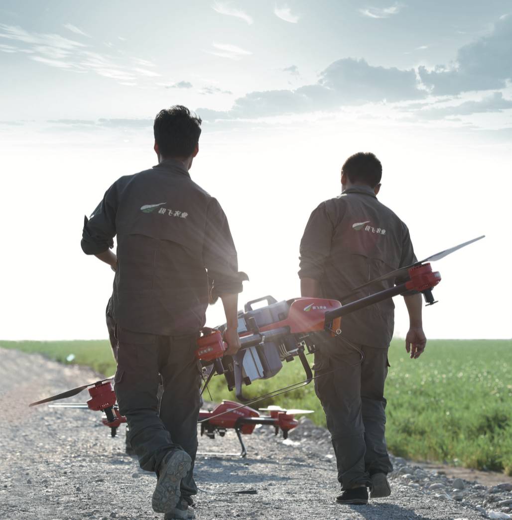 最好的母親節(jié)禮物是什么？ （極飛無人機）