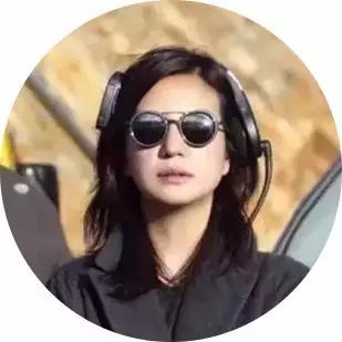 赵薇近照曝光,人家只是随便胖胖,不像我们,chou得那么...