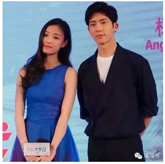 ♬ 颜值和衣品双高的井柏然&倪妮是这么秀恩爱的!