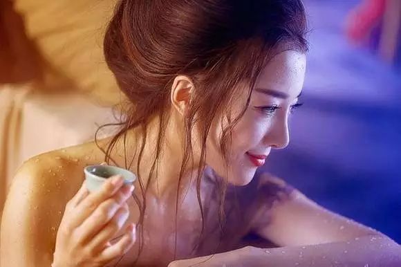 她与范冰冰殷桃齐名是中国最美女神被女二号压下去