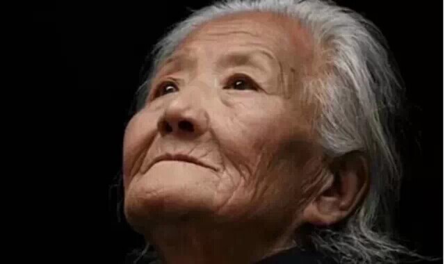 母亲老了,这些话不要说------感恩节将至而妈妈已然老去 - 温文馨语 - 温情百味园 母亲老了,这些话不要说------感恩节将至而妈妈已然老去 - 温文馨语 - 温情百味园