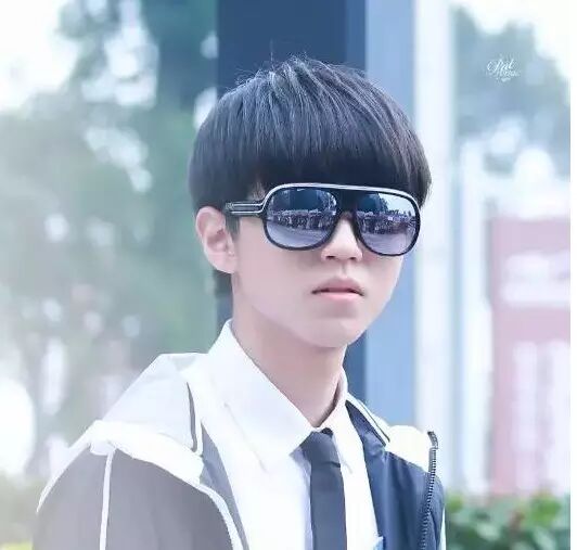 tfboys助阵张信哲