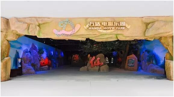 雅江光电强势出击丨旗下两大品牌点亮南昌万达