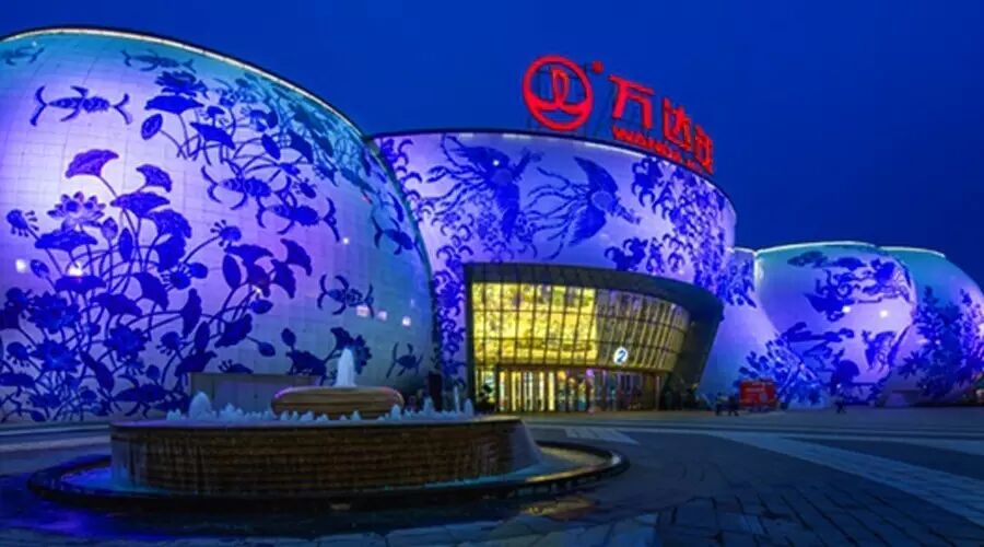 雅江光电强势出击丨旗下两大品牌点亮南昌万达