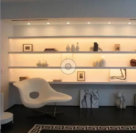 别致的住宅丨简洁的建筑内引入现代照明手法