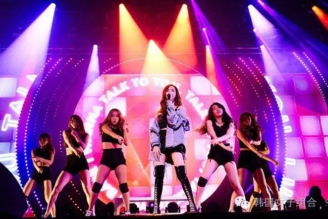 少女时代Tiffany个人演唱会完满落幕