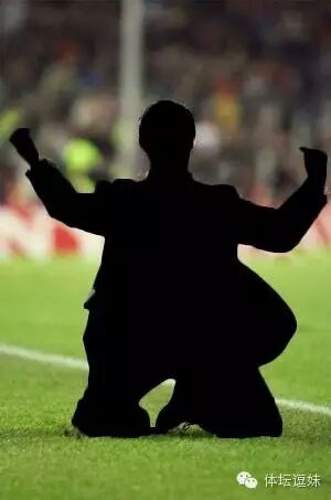 怀孕?卡戴珊、奥多姆、哈登三人玩耍脱了!-怀孕期