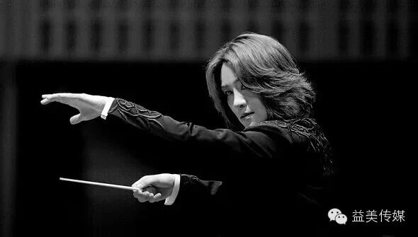 ✪ <wbr>日本著名女指挥家西本智实，帅到被掰弯！