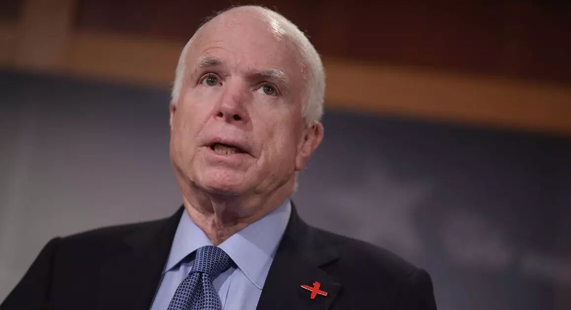 军人世家的John McCain也谴责了特朗普的言论