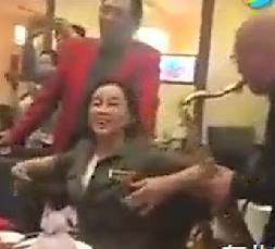 ✪刘晓庆饭局曝光,惊呆了!