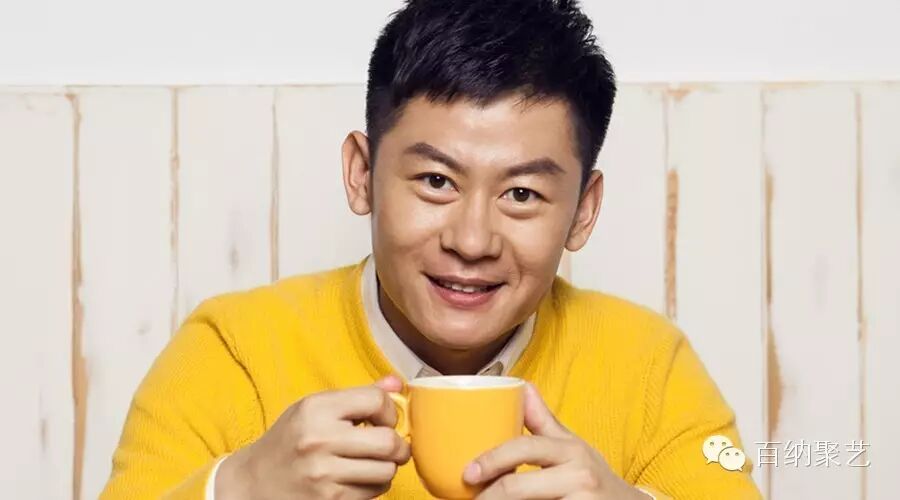 李健春日写真 浓浓暖意彰显“暖男”魅力