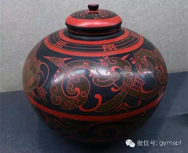 雕漆工艺：见证雕刻工艺的最高境界