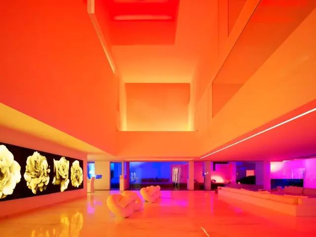 他设计的性冷淡在晚上嗨爆了