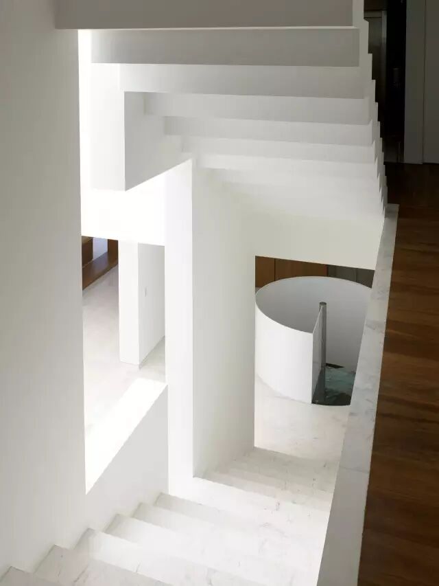 他设计的性冷淡在晚上嗨爆了