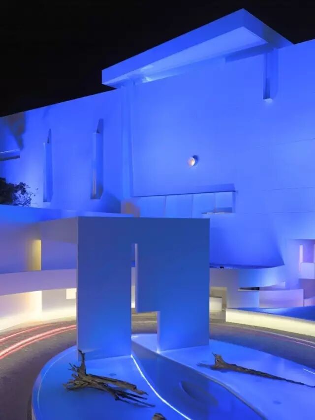 他设计的性冷淡在晚上嗨爆了