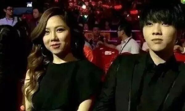 邓紫棋华晨宇恋情坐实?别傻了,这件事你才应该知道!