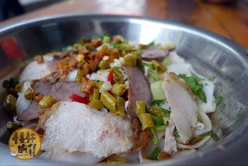 桂林小巷米粉窘境——一对老夫妻坚守了几十年的“米粉情”，该何去何从？862 / 作者:桂花糕 / 帖子ID:111853