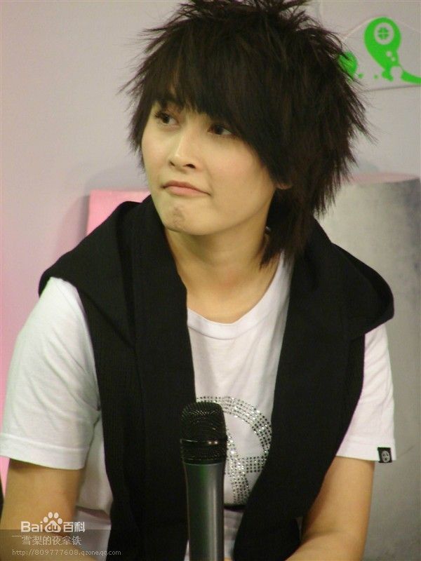 厉娜-新概念娱乐策划公司最新一级代理艺人