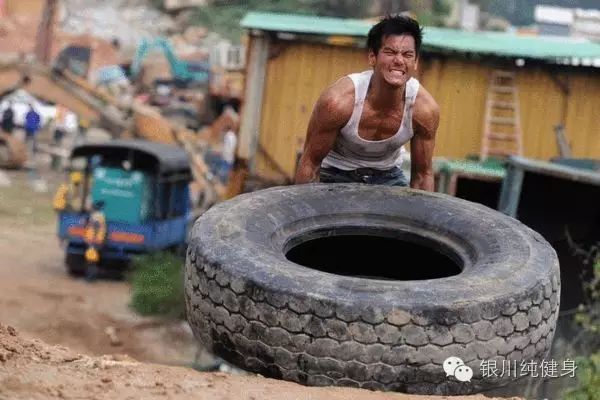 原来彭于晏是卖轮胎的!