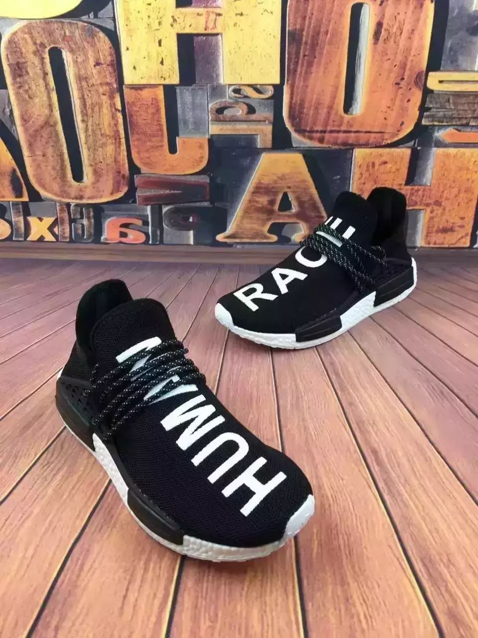 李小龙39-45出货了Adidas!NMD 二代“悍马”亮相,...