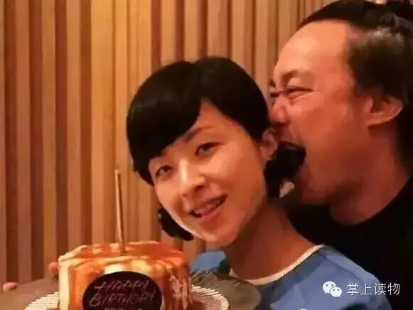 吸毒、长得丑、品位差,为什么陈奕迅放不下这个“败家”...