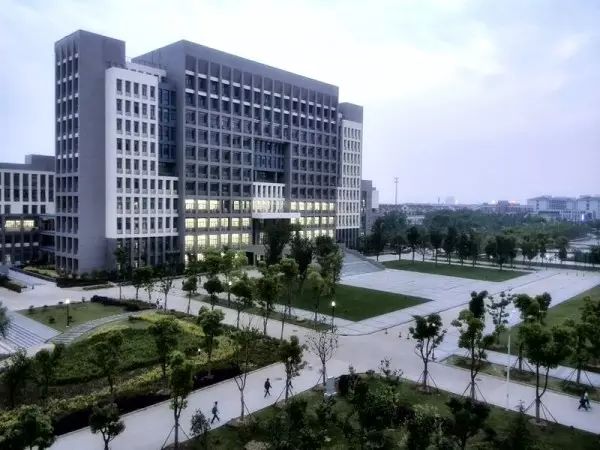 合肥经济学校技术怎么样_合肥经济技术学校_合肥经济学校技术老师招聘