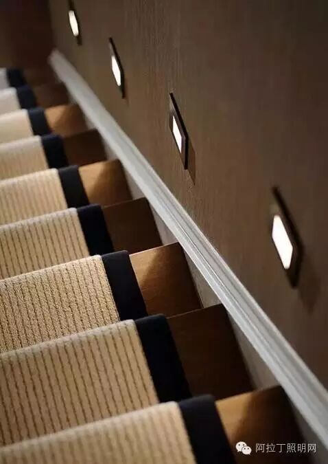 时尚、有趣、舒服、温馨的楼梯照明方案都在这里了