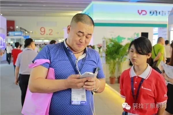 展会最后一天，来点养眼的！| 美女&活动花絮