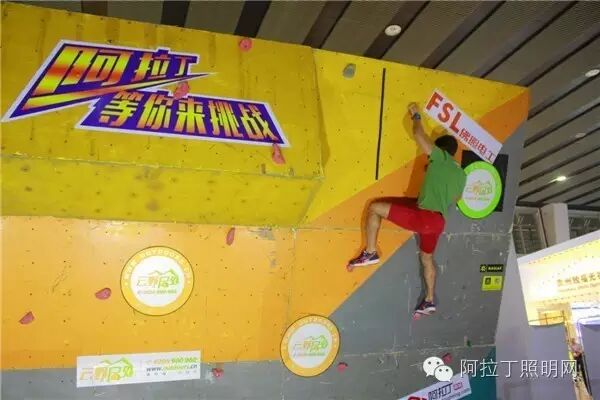 展会最后一天，来点养眼的！| 美女&活动花絮