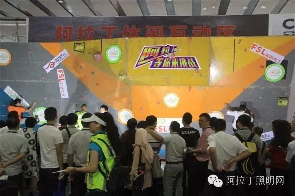 展会最后一天，来点养眼的！| 美女&活动花絮