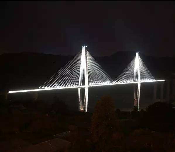 相约基恩 探讨灯具研发与应用探索道路中的难点