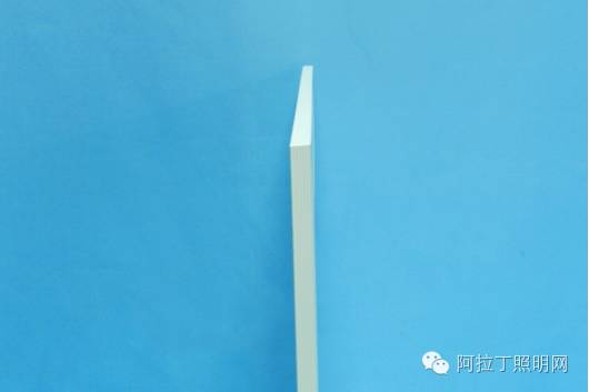 评测数据揭示LED面板灯从附庸到新宠的逆袭实力