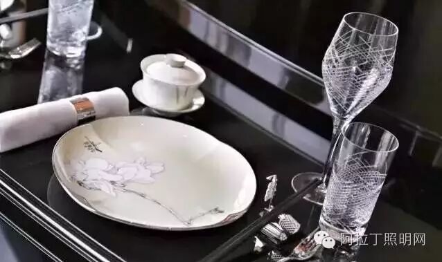 “国民老公”王思聪一言不合就开了个7星级酒店，造价34亿!