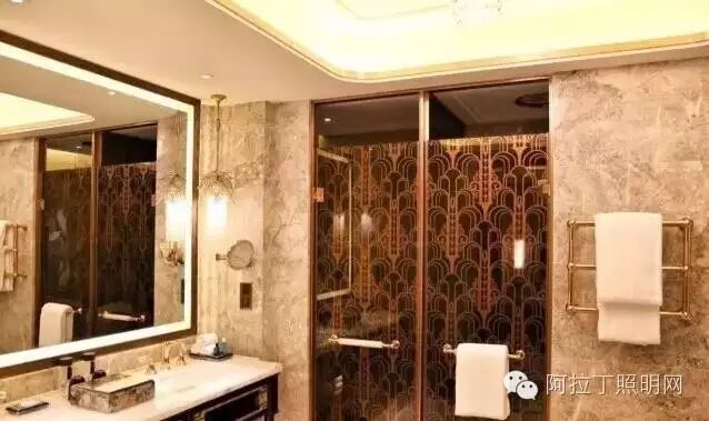 “国民老公”王思聪一言不合就开了个7星级酒店，造价34亿!