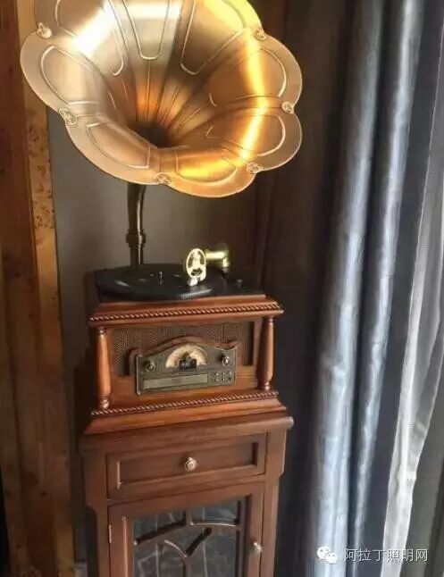 “国民老公”王思聪一言不合就开了个7星级酒店，造价34亿!