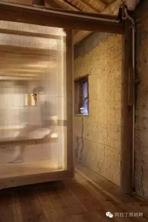 夯土房是如何击败全球540个专业酒店封冠的？