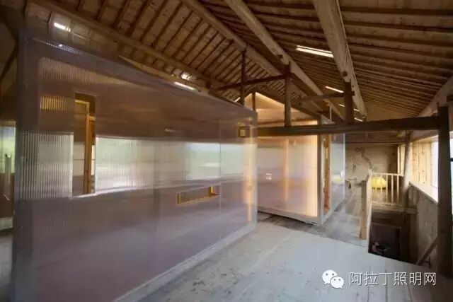 夯土房是如何击败全球540个专业酒店封冠的？