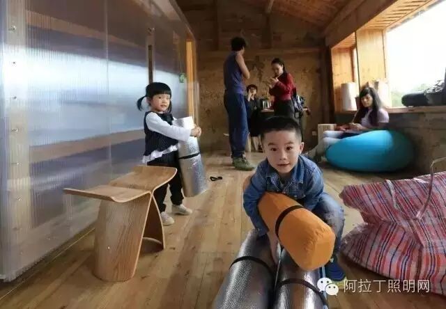 夯土房是如何击败全球540个专业酒店封冠的？