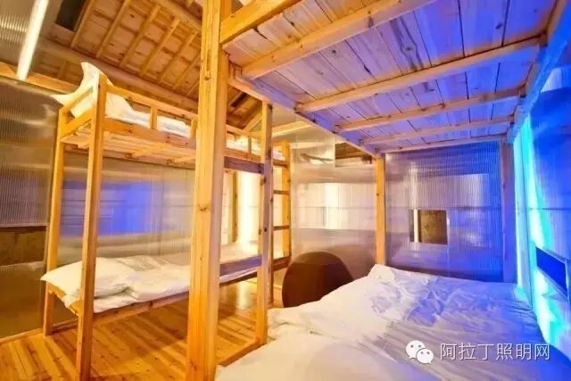 夯土房是如何击败全球540个专业酒店封冠的？