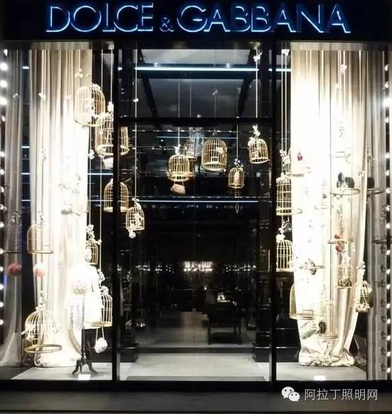 如何让门店橱窗像爱马仕一样高端大气上档次？