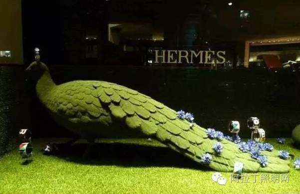 如何让门店橱窗像爱马仕一样高端大气上档次？