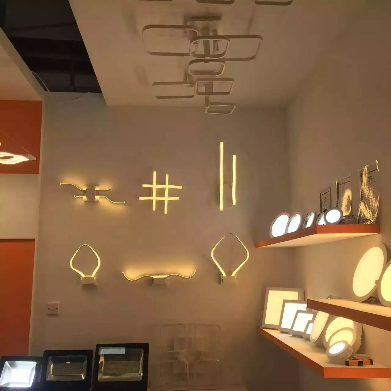 刷爆朋友圈的光亚展，你读懂了哪些门路？