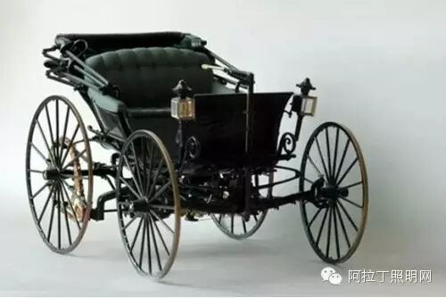 探秘车灯的前世今生|白炽灯、氙气灯、LED灯